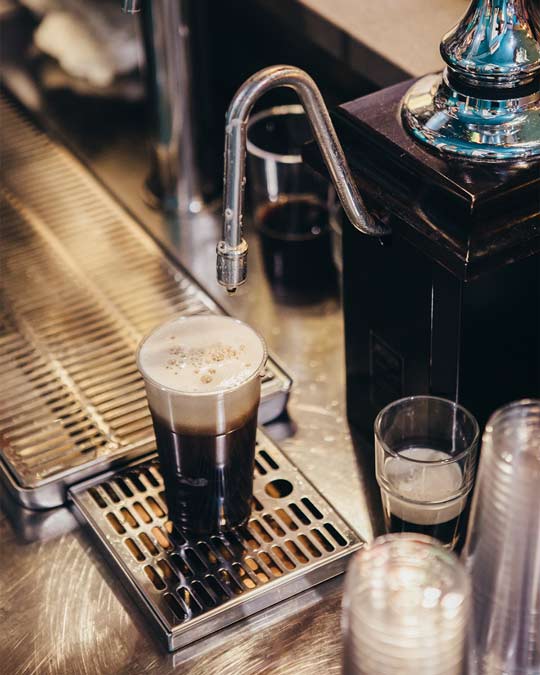 Bicchiere di birra artigianale Porter
