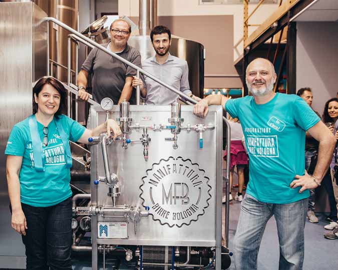 Michele e Simona durante una visita al birrificio